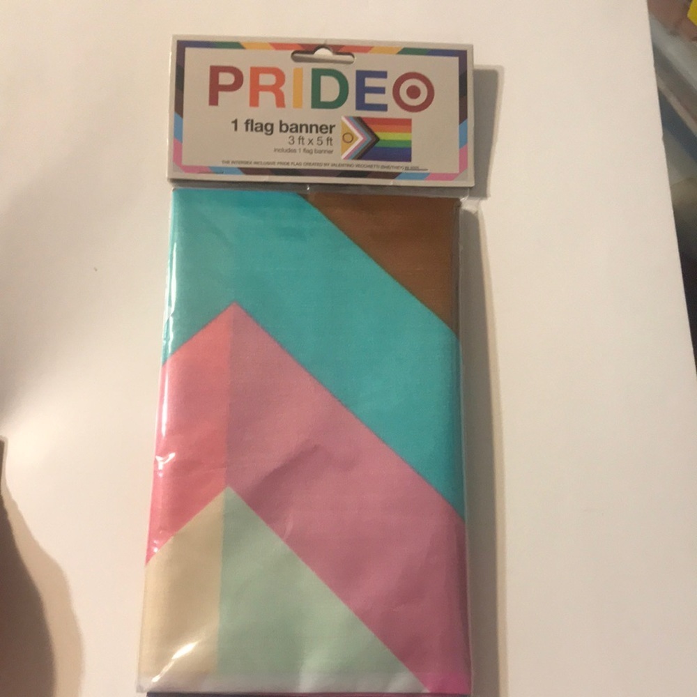 NIP Unisex PRIDE Flag Banner